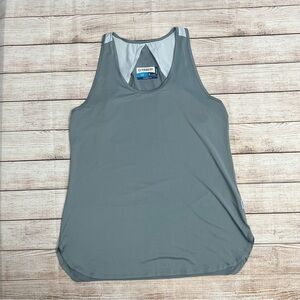 Magellan Outdoors Women Gray Tank Top Size M Fish Gear Classic Fit Athletic Wear